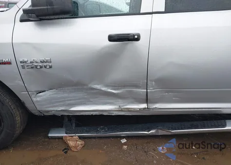 2013 Ram 1500 Tradesman из США, поврежденный, VIN 1C6RR7ST2DS663424